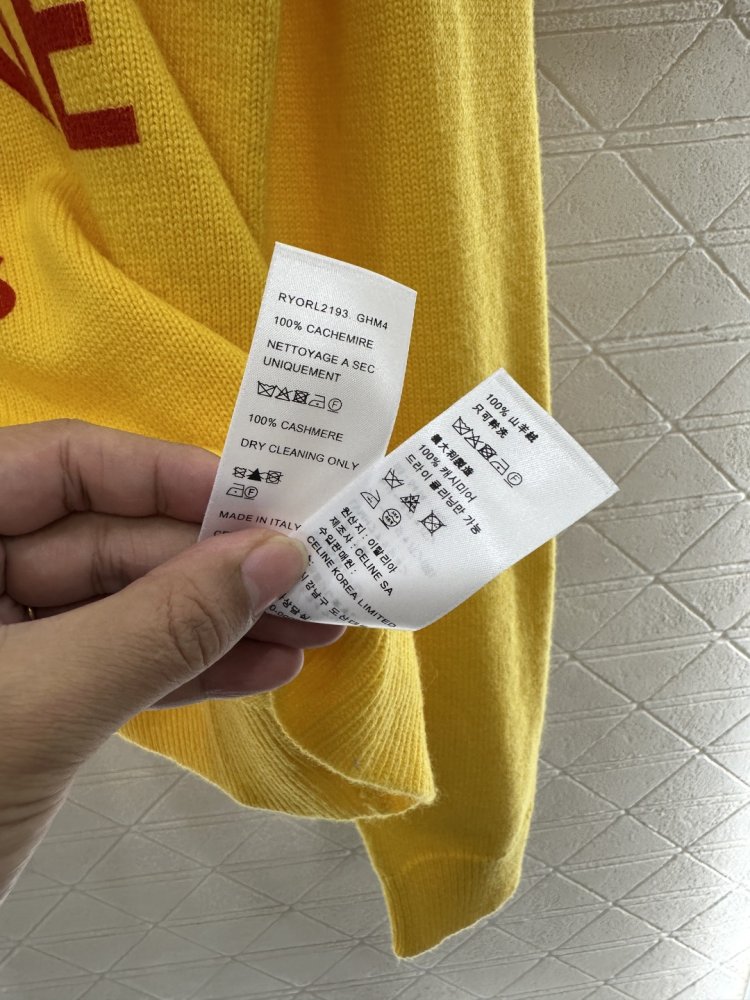 Светр жіночий фото 9