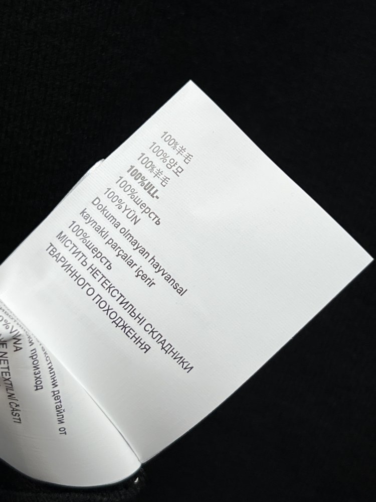 Светр жіночий фото 9