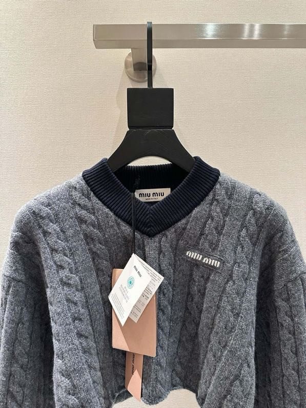 Свитер фото 3