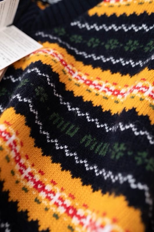 Свитер фото 4