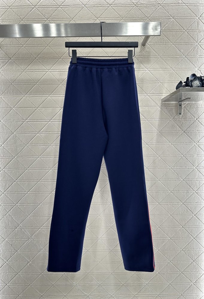 Свитшот жіночий фото 8