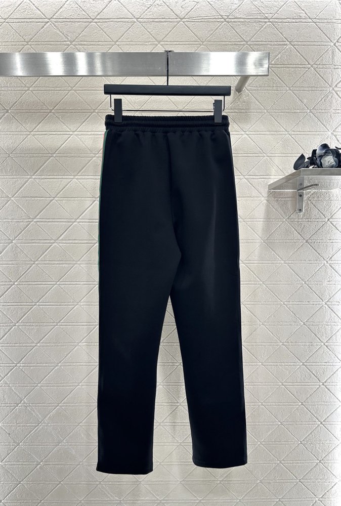 Свитшот жіночий фото 8