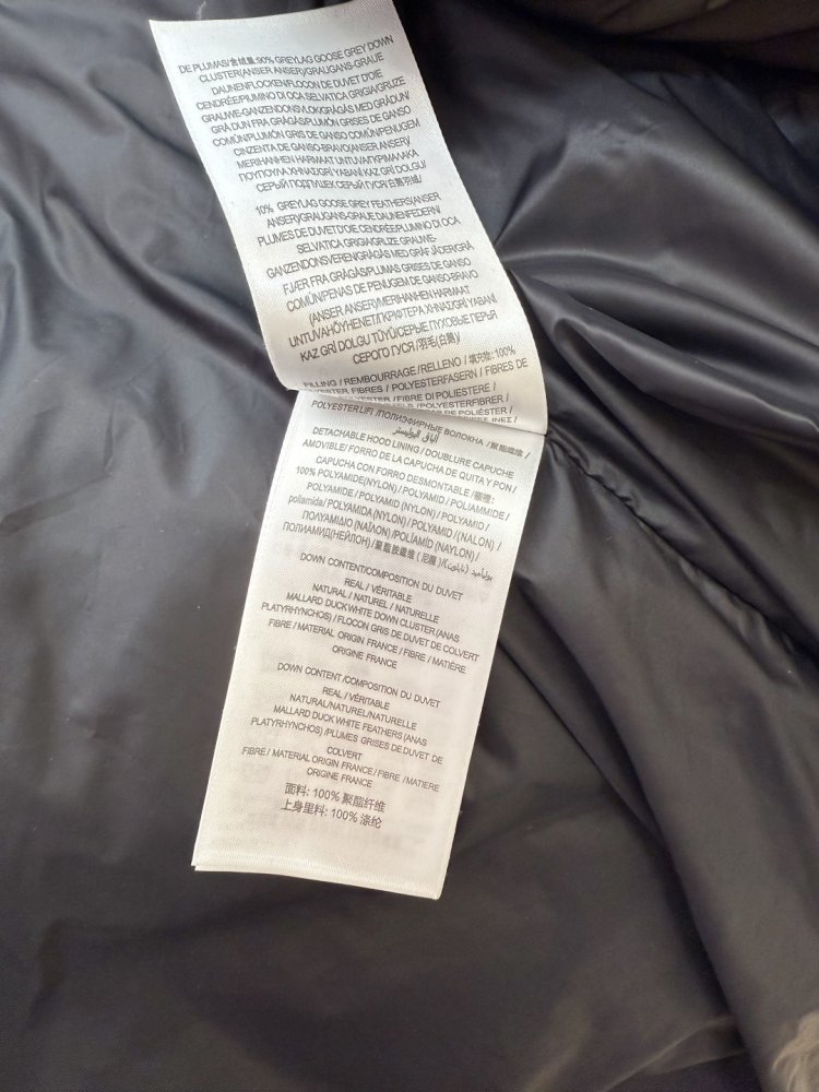 Свободный пуховик Burberry с воротником из лисьего меха фото 10