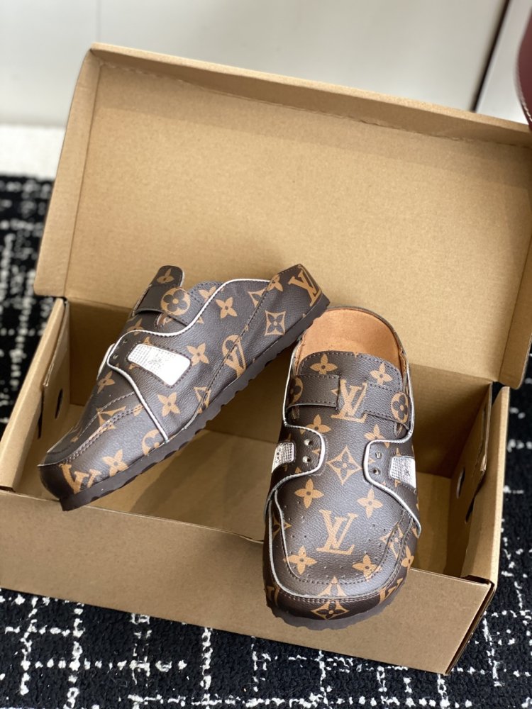 Капці Birkenstock x LV фото 5