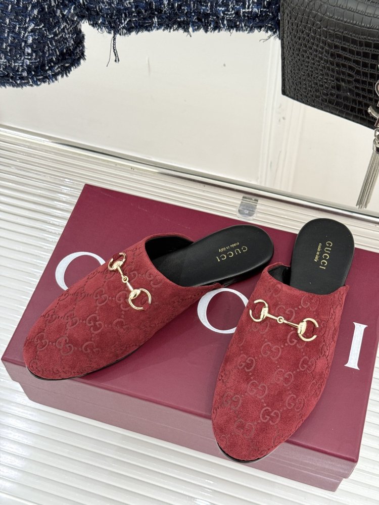 Slippers leather women's фото 2