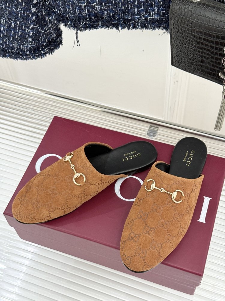 Slippers leather women's фото 2