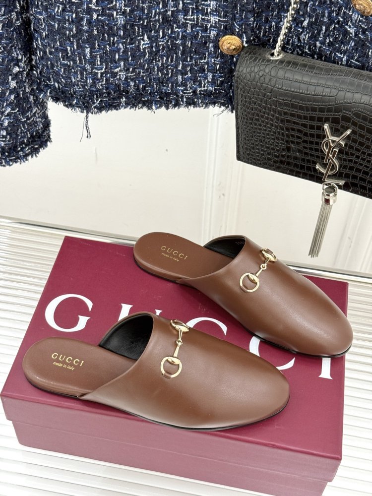 Slippers leather women's фото 3