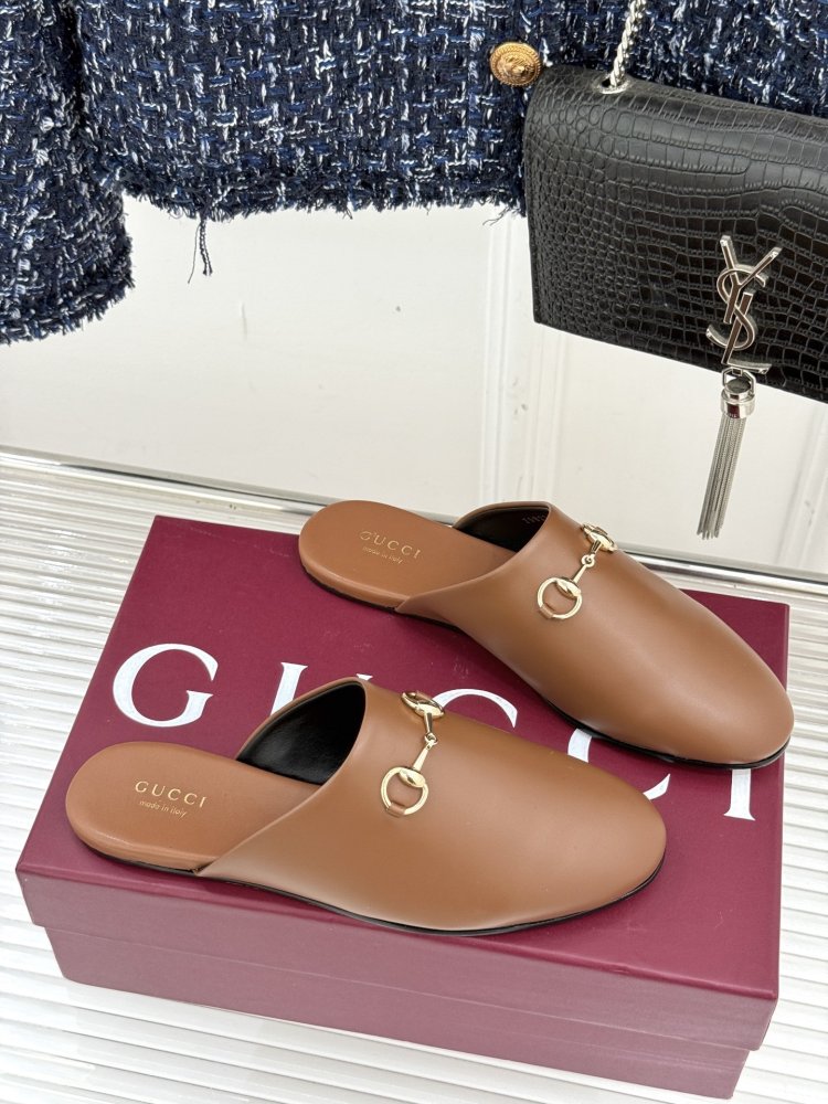 Капці шкіряні жіночі фото 3