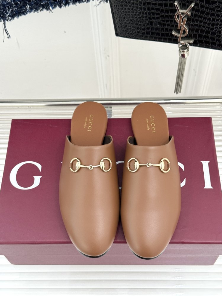 Капці шкіряні жіночі фото 4