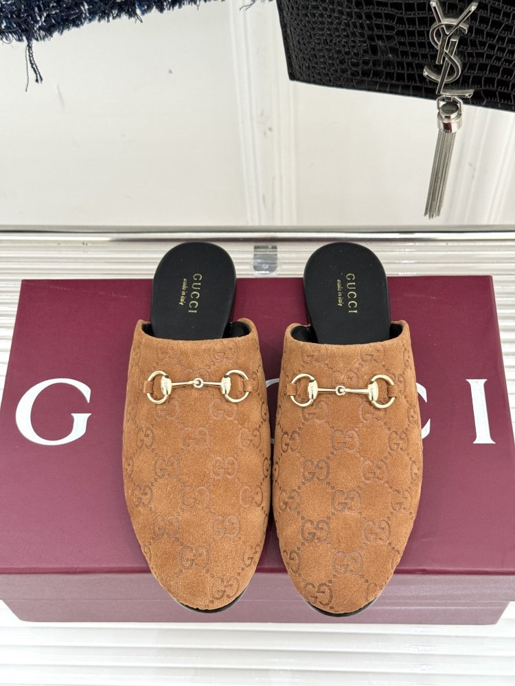 Slippers leather women's фото 4