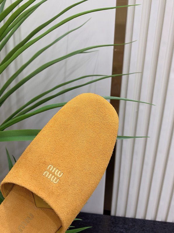 Капці шкіряні жіночі фото 4