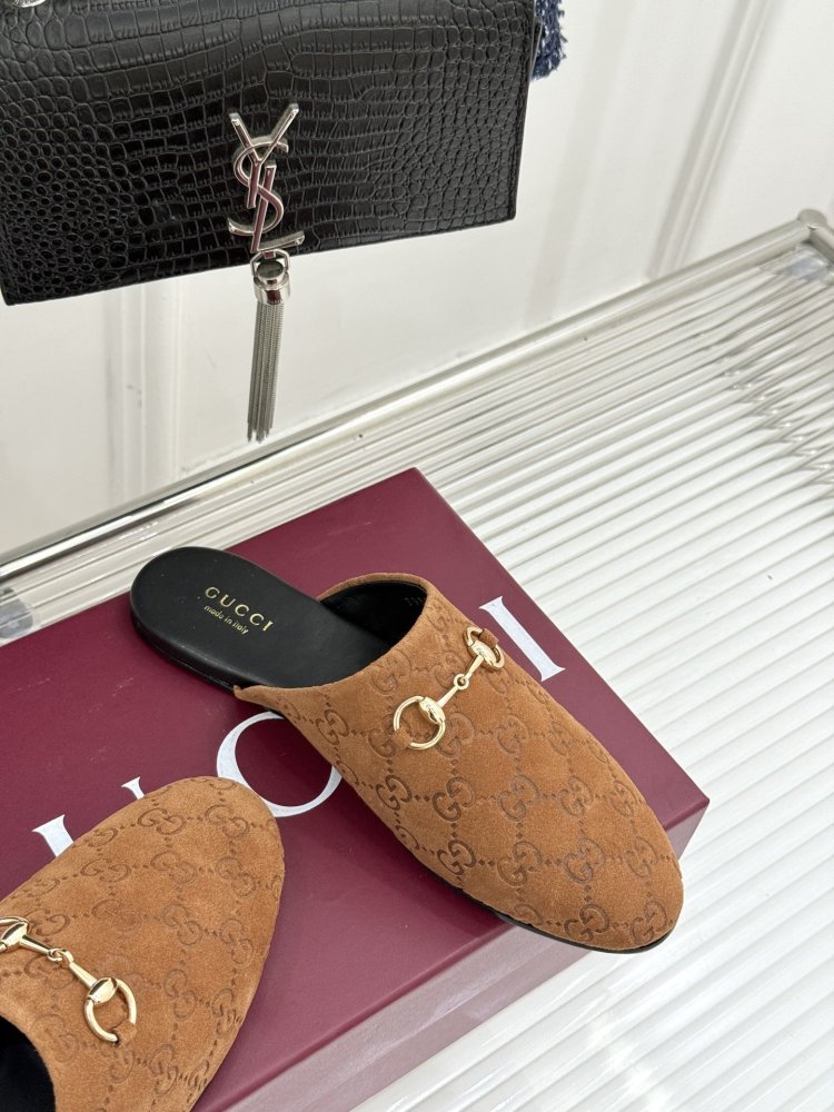 Slippers leather women's фото 5