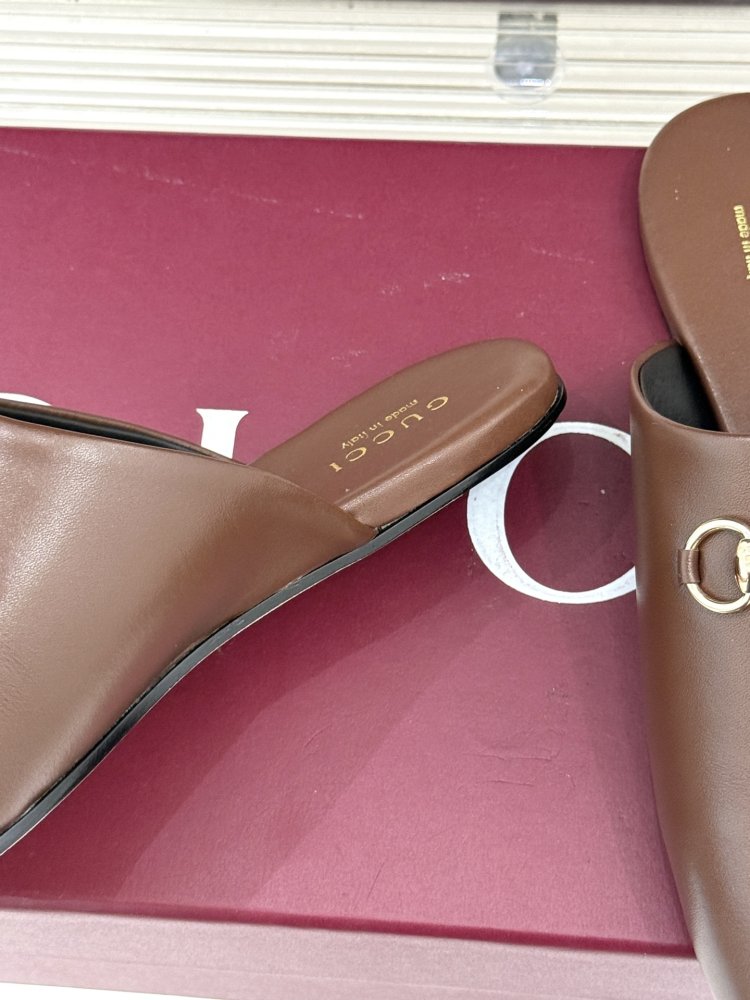 Slippers leather women's фото 6