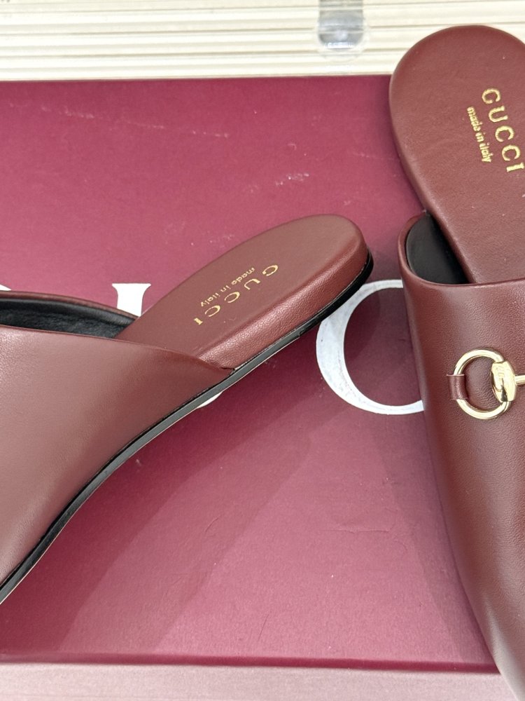 Капці шкіряні жіночі фото 6