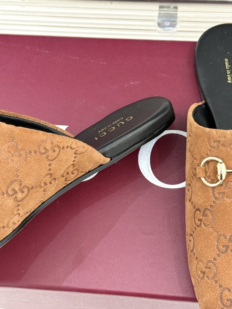 Slippers leather women's фото 6