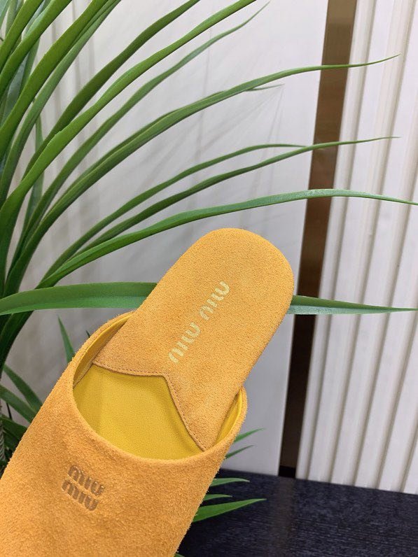 Капці шкіряні жіночі фото 7