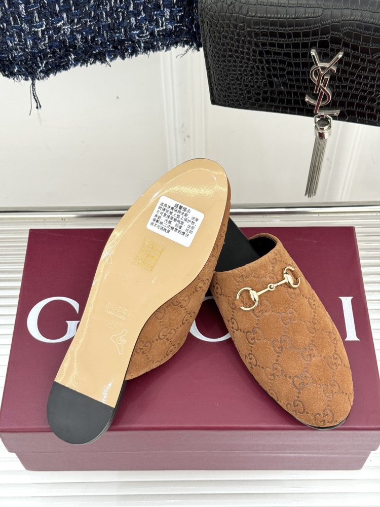 Slippers leather women's фото 9