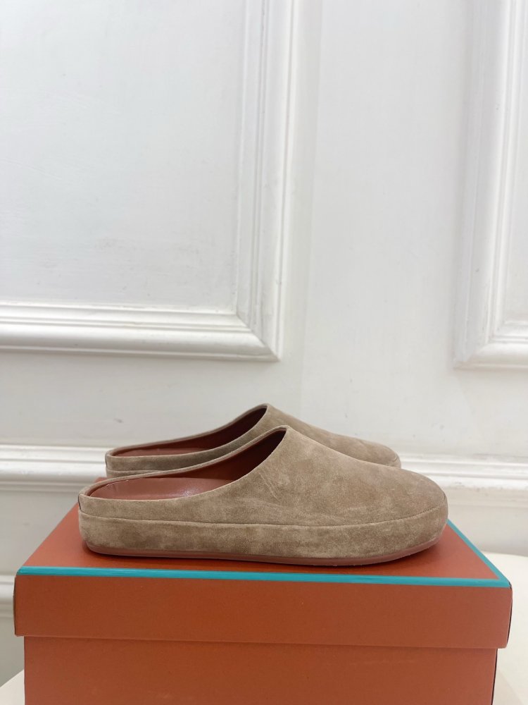 Slippers leather фото 2