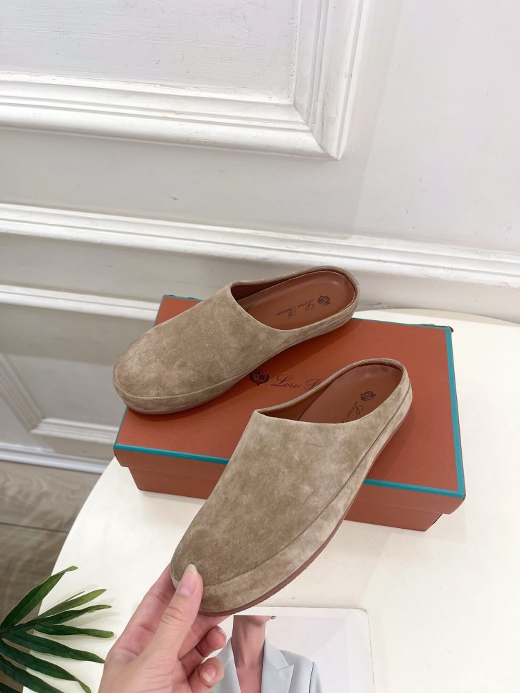 Slippers leather фото 3