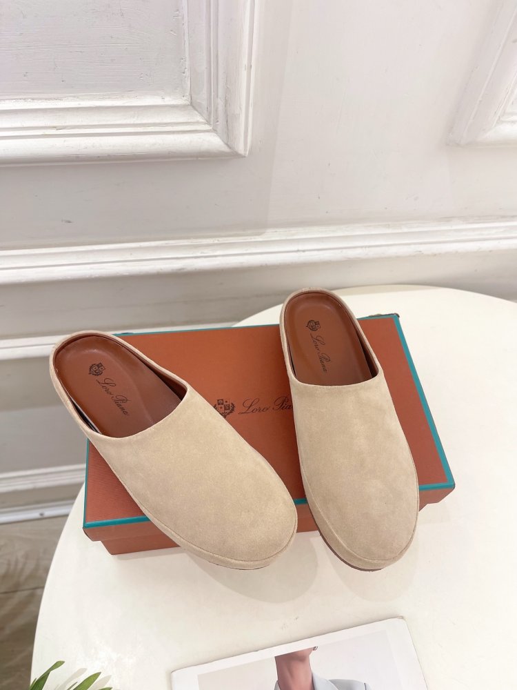 Slippers leather фото 4