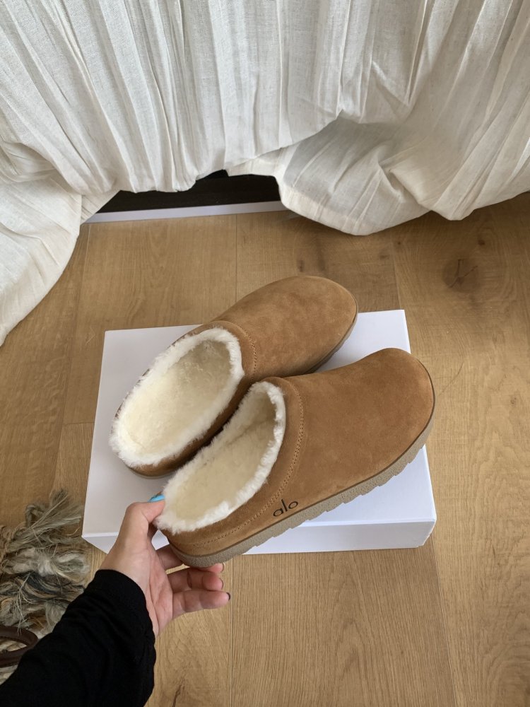 Тапочки меховые женские