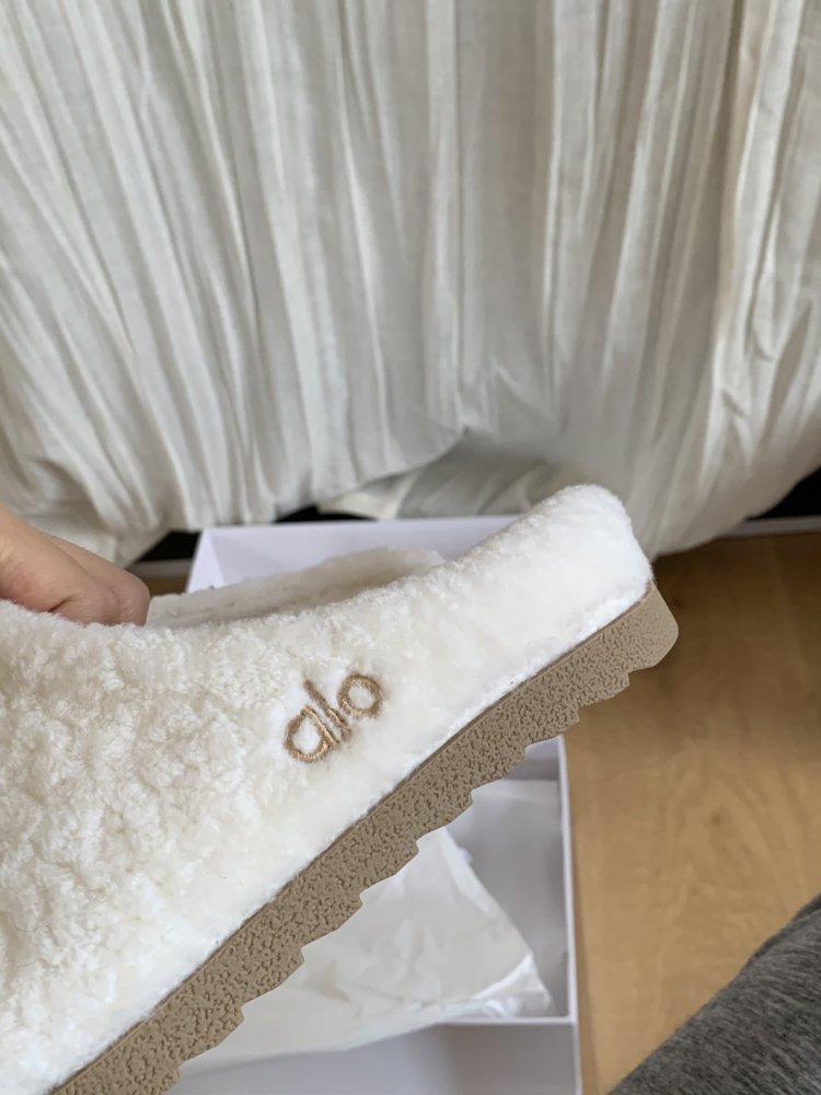 Тапочки меховые женские фото 2