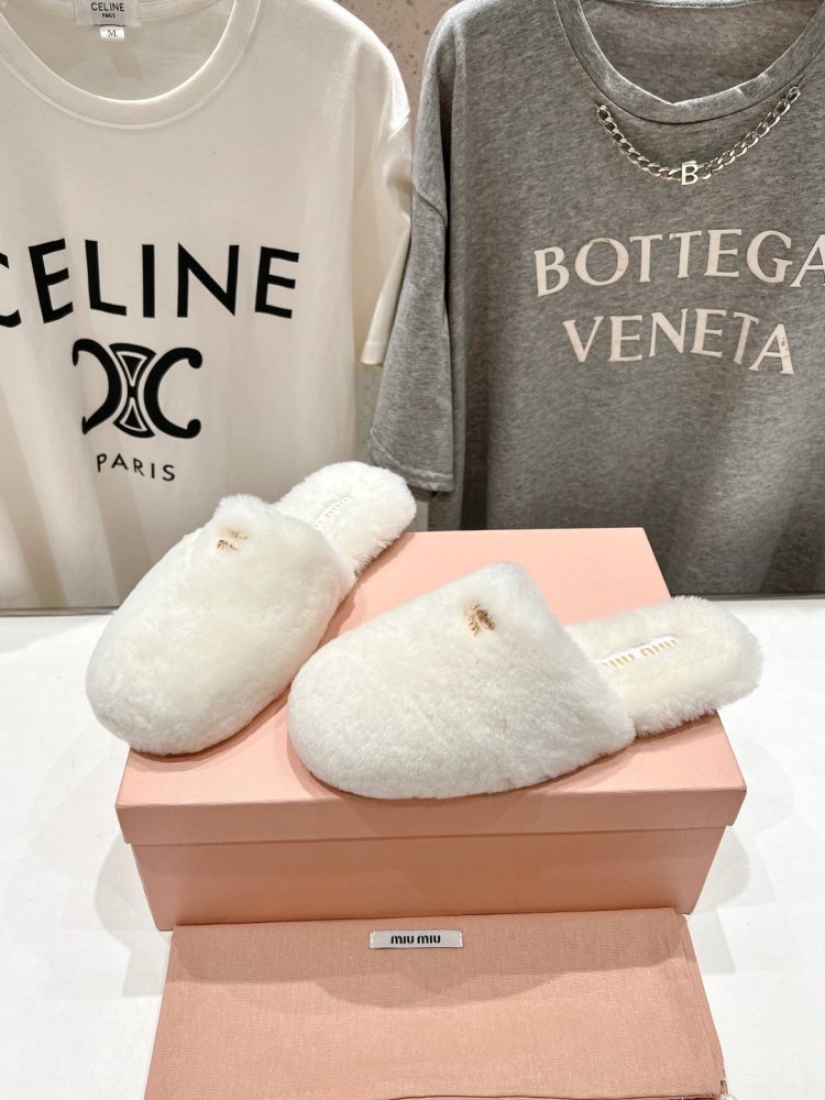 Slippers fur women's фото 4