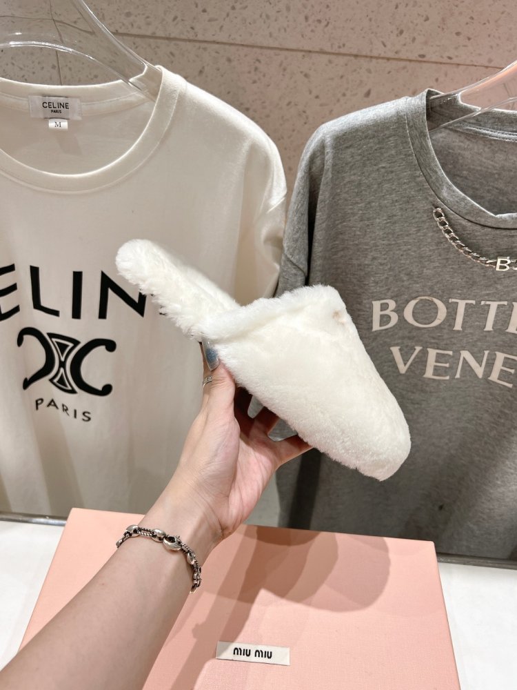 Slippers fur women's фото 5