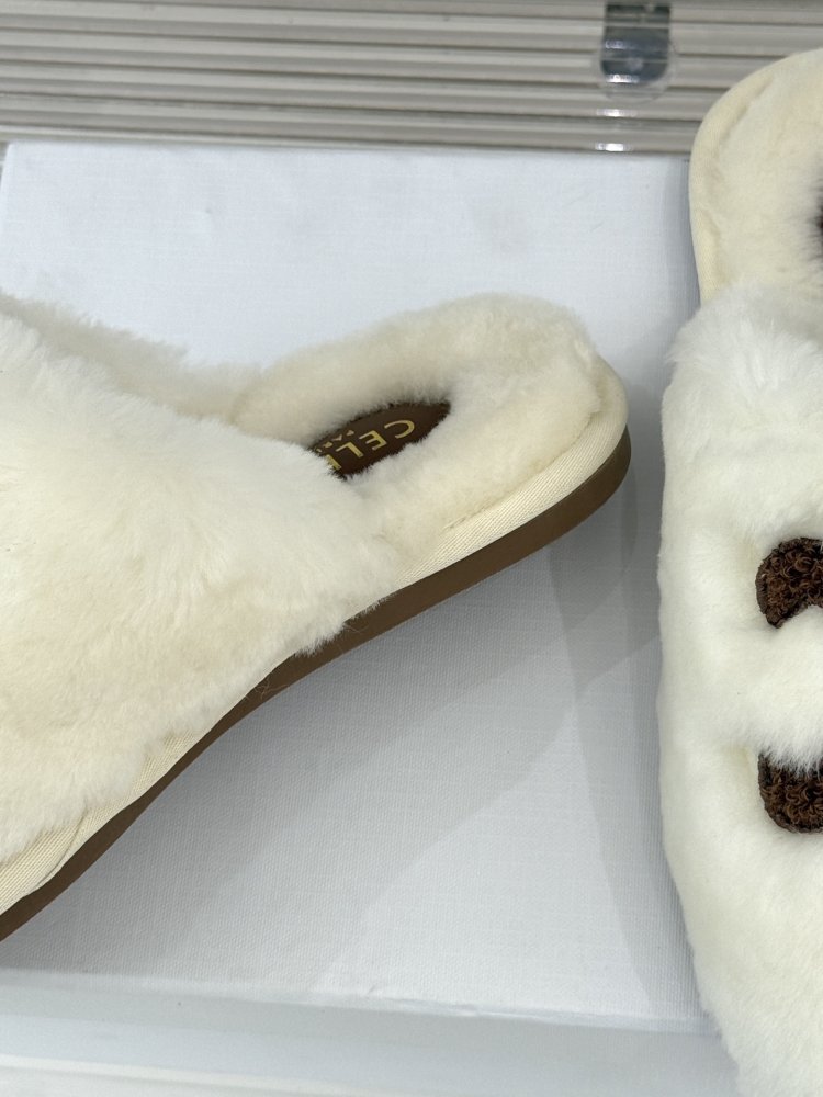 Slippers fur women's фото 6