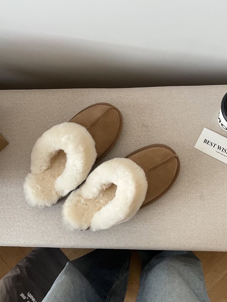 Slippers on fur women's фото 2