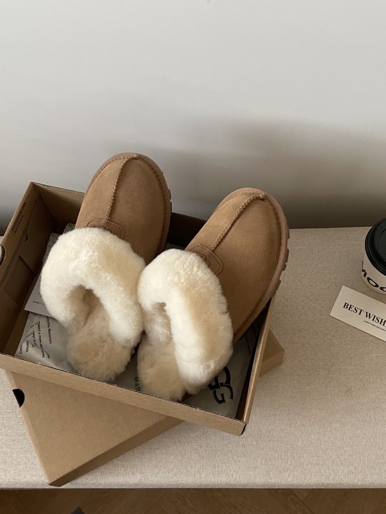 Slippers on fur women's фото 4