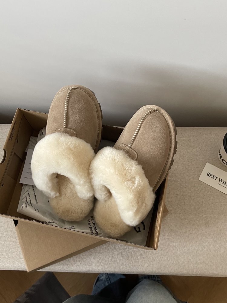 Slippers on fur women's фото 6