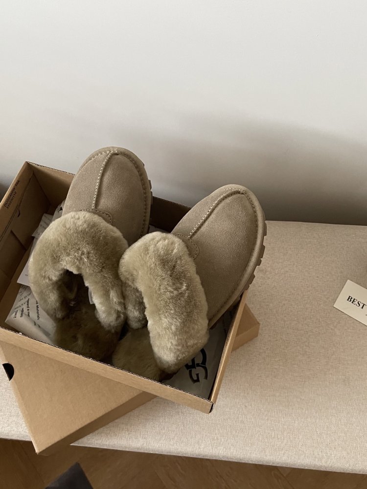 Slippers on fur women's фото 6