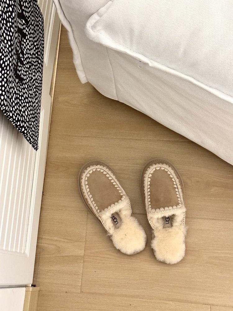 Slippers on fur women's фото 6