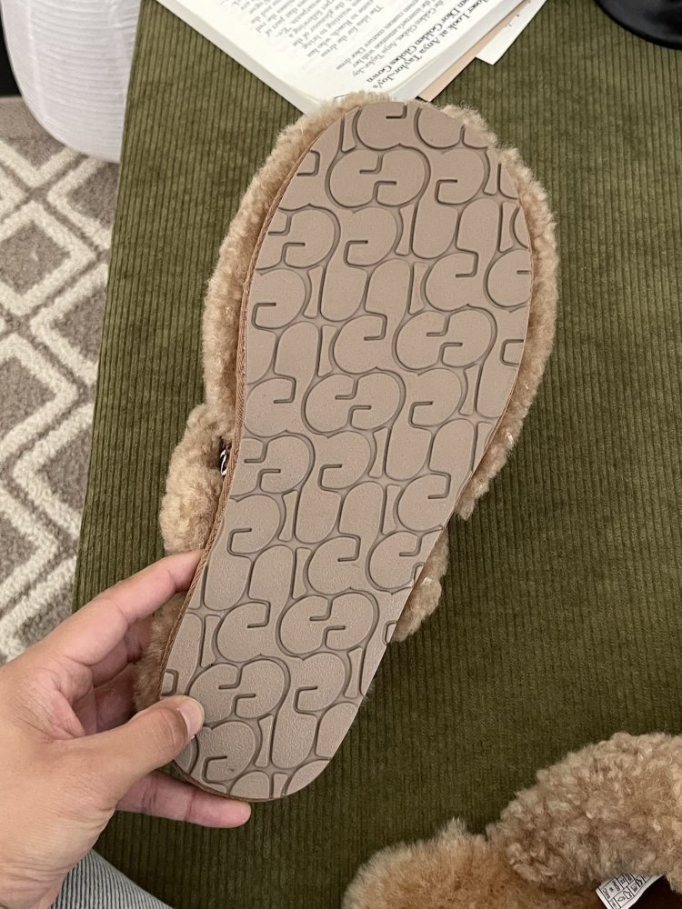 Slippers on fur women's фото 7