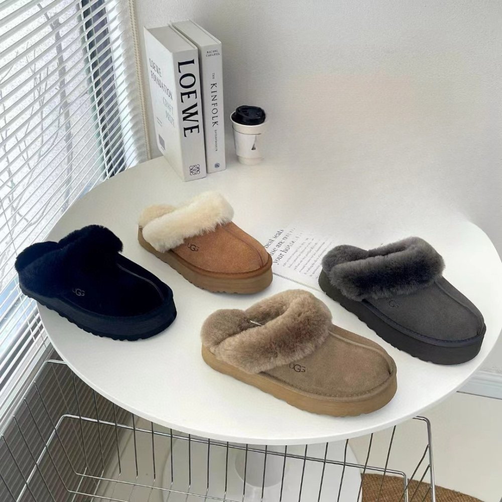 Slippers on fur women's фото 7