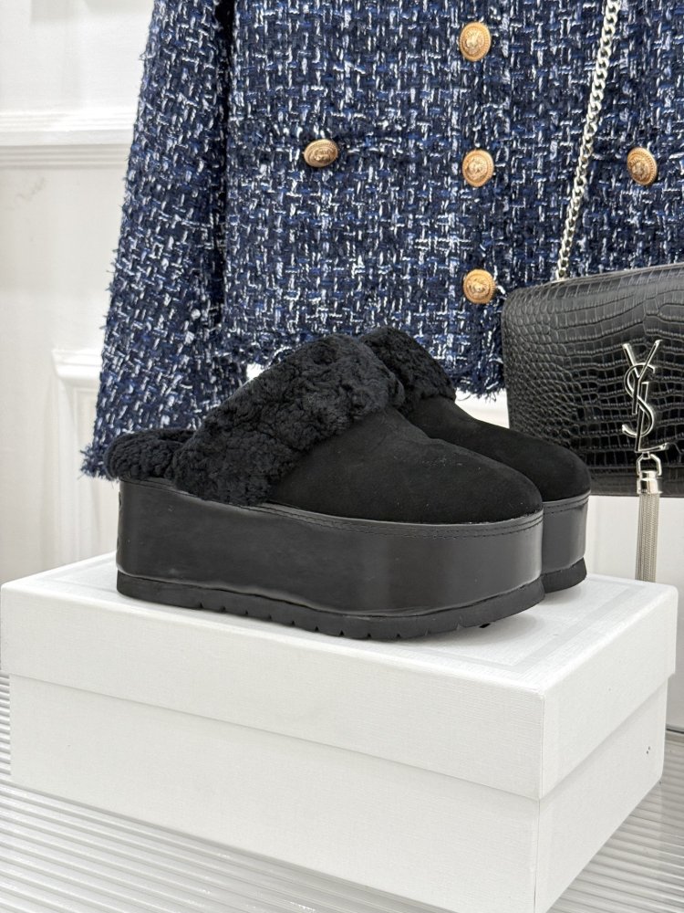 Капці на платформі хутряні жіночі