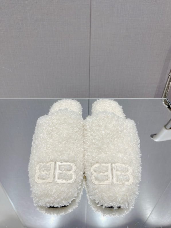 Тапочки женские на меху