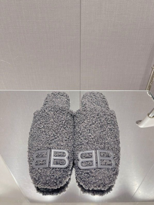 Капці жіночі на хутрі