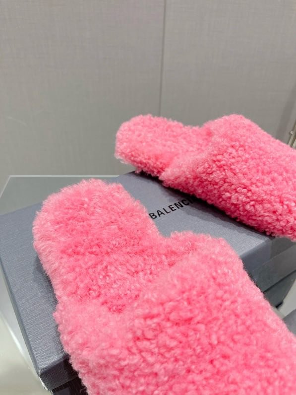 Капці жіночі на хутрі фото 2