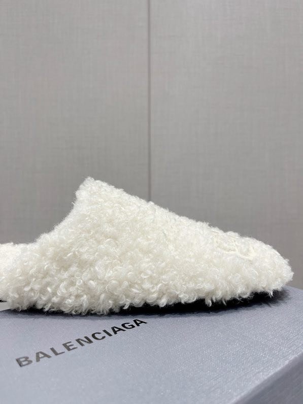 Тапочки женские на меху фото 4