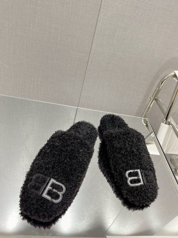 Капці жіночі на хутрі фото 6