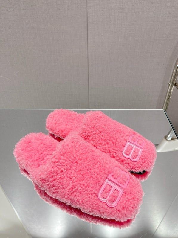 Капці жіночі на хутрі фото 8