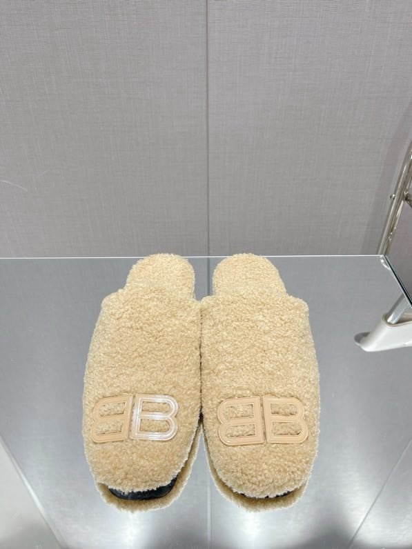 Капці жіночі на хутрі фото 9