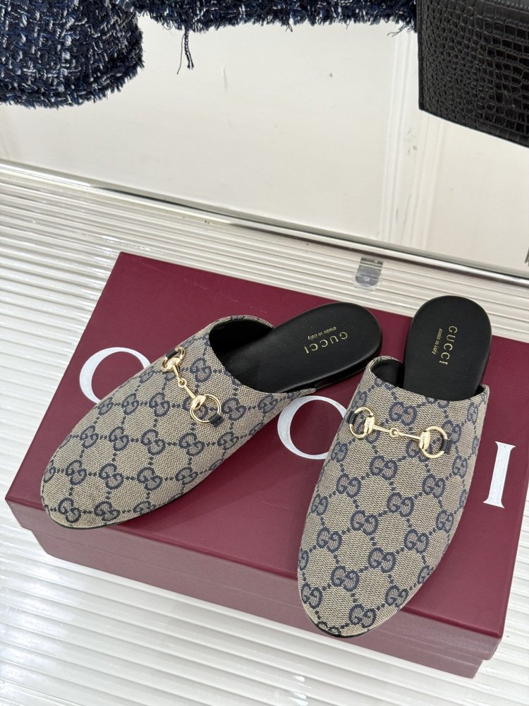 Slippers women's фото 2