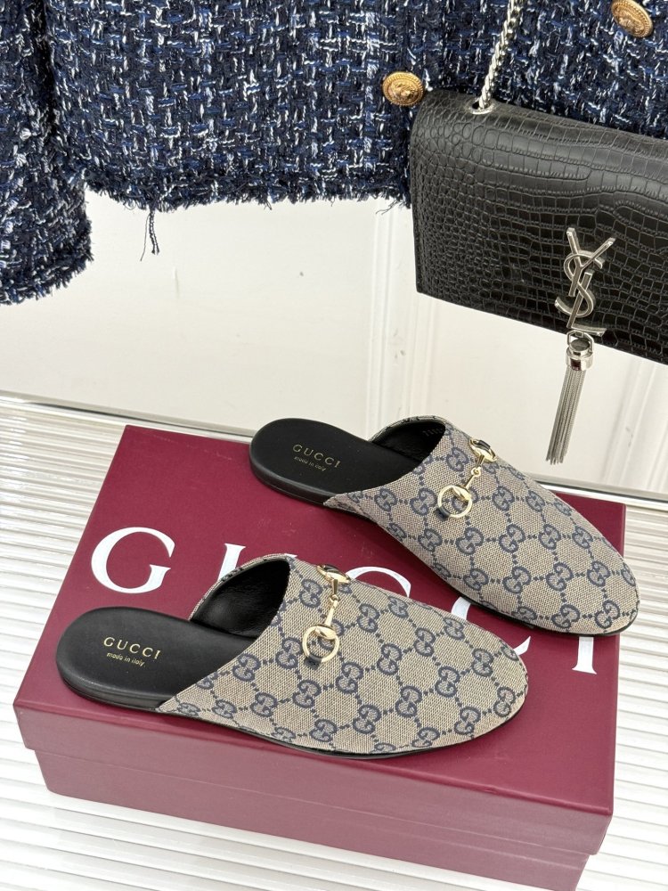 Slippers women's фото 3