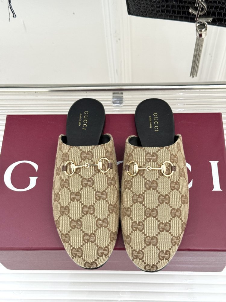 Slippers women's фото 4