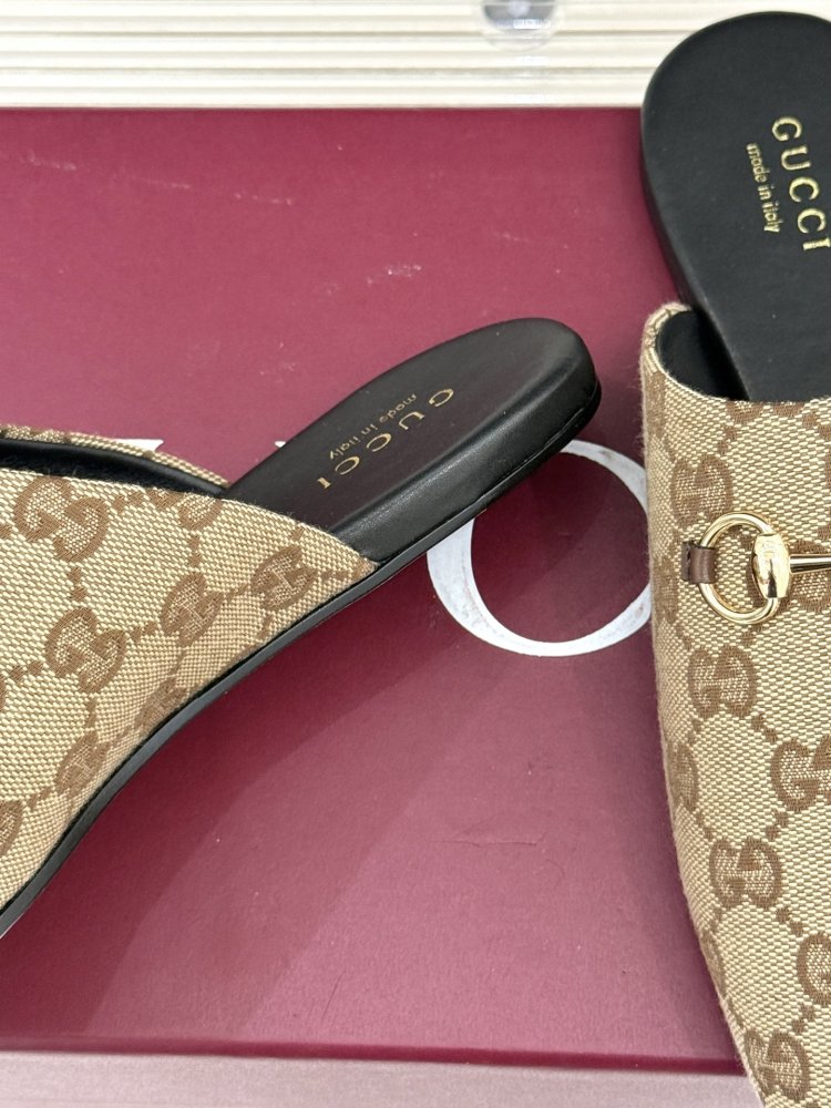 Slippers women's фото 6