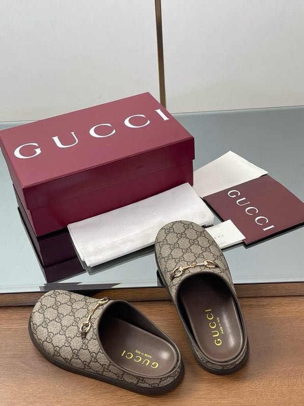 Slippers women's фото 8