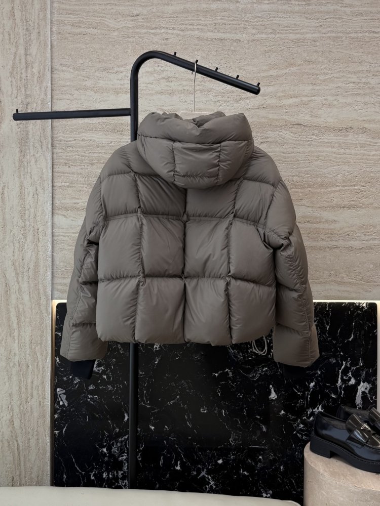 Warm short Down jacket from long sleeves фото 2